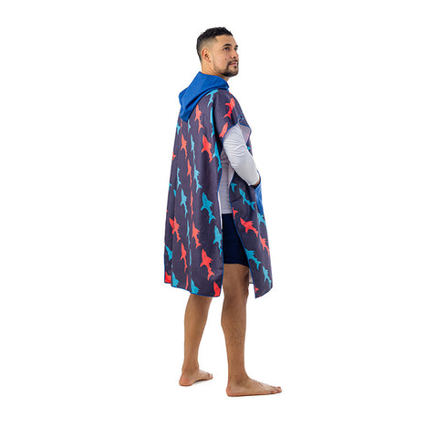 PONCHO TIBURONES