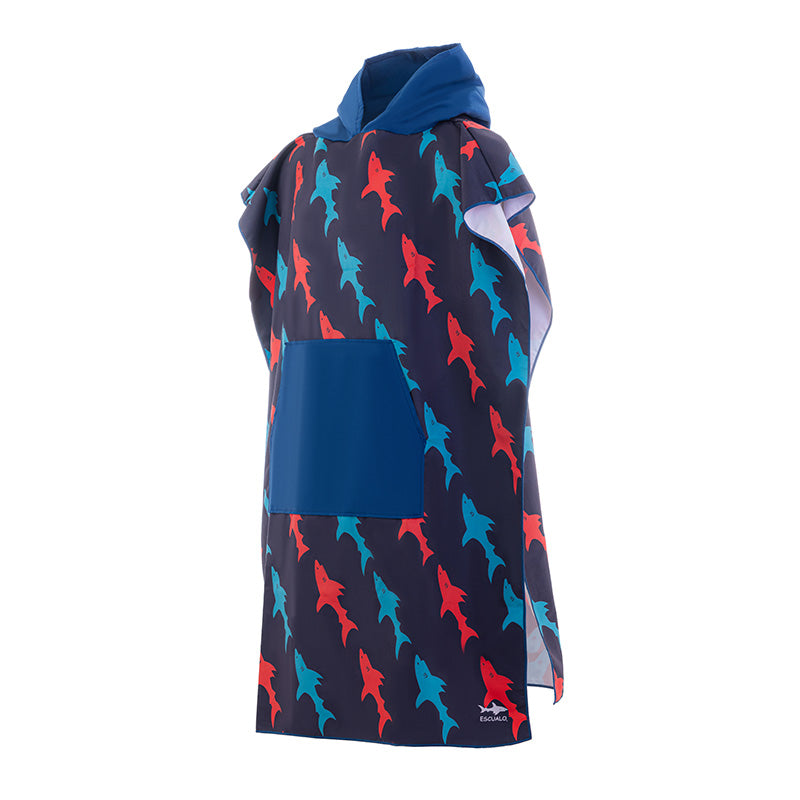 PONCHO TIBURONES